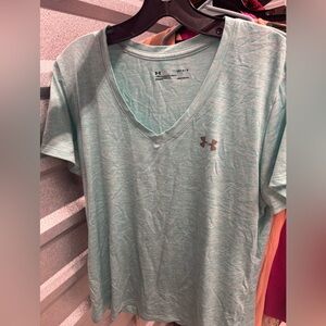 Under Armour Size Large